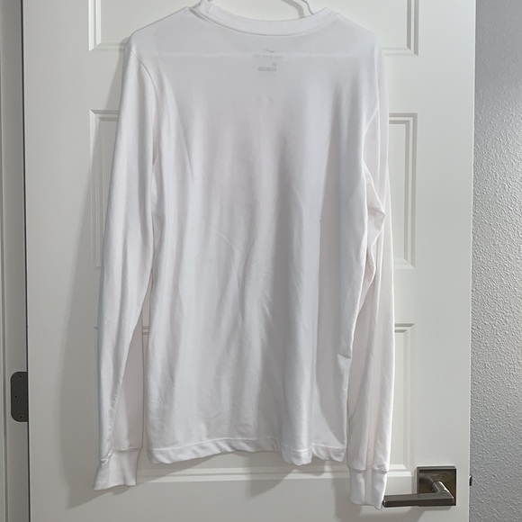 NWOT Mens Long Sleeve Basketball Tee - Picture 2 of 5